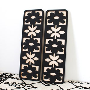 Checkered Daisy Panels | Daisy Flower Wall Hanging (Set of 2)