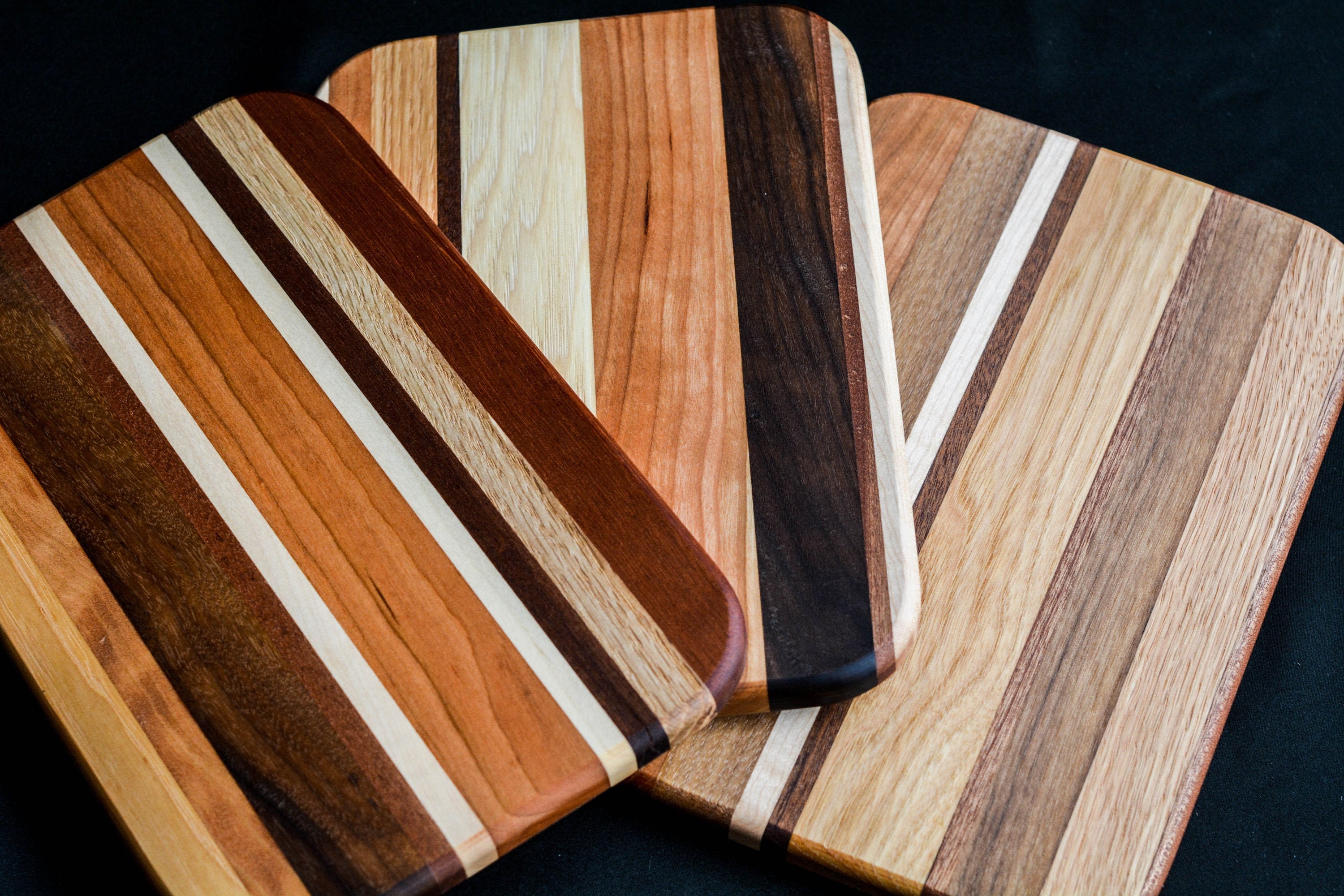 Medium Cutting Board 