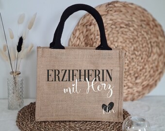 Erzieherin mit Herz Shopper personalisiert aus Jute Nature/ Black als Geschenk