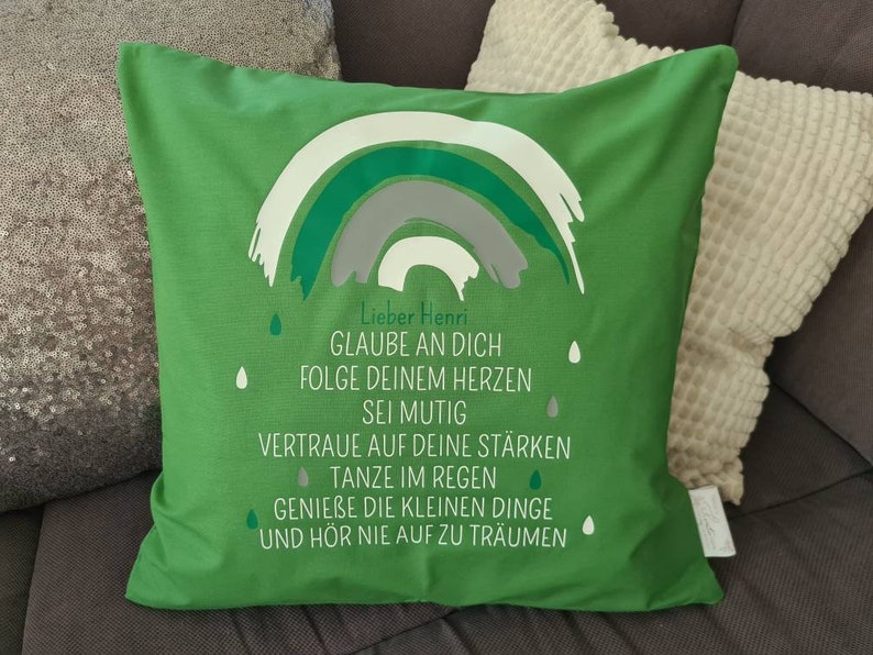Kissen zur Kommunion Regenbogen personalisiert als Geschenk 100% Baumwolle oliv-grau-moos