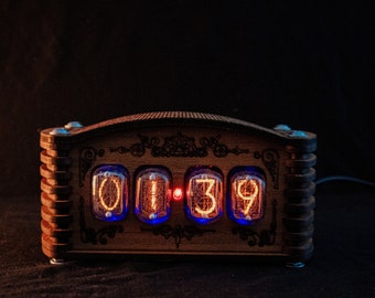 Nixie Tube Clock IN12 Retro Vintage. Oak enclosure.