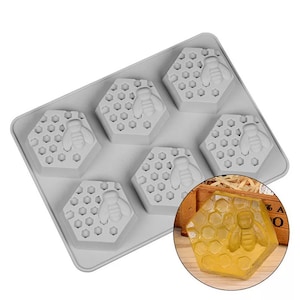 Beautiful Honeycomb and Bee 6 cavity soap mould / mold for 3D hexagonal soaps, holds approx 80g, for cake, sweets, chocolate - silicone