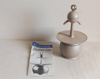 Lisa Orziera, stove top moka pot to make barley coffee