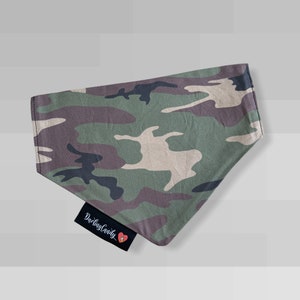 Personalisierbarer Armee Camo Hundeschal | Militär | Armee | Bundeswehr | Hundehalstuch