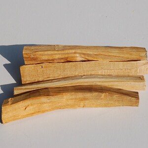 Palo Santo Smudging Stick | Holy Wood | Palo Santo Incense | Energy Clearing | Home Cleanse | Positive Energy | Holy Wood for Ceremony