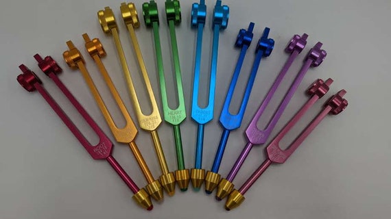 Color Coded Chakra Weighted Tuning Fork Set of 8 for Healing with 8 GEM AMPLITUDES, Individually Marked Chakra Sign Bags and 8 Strikers