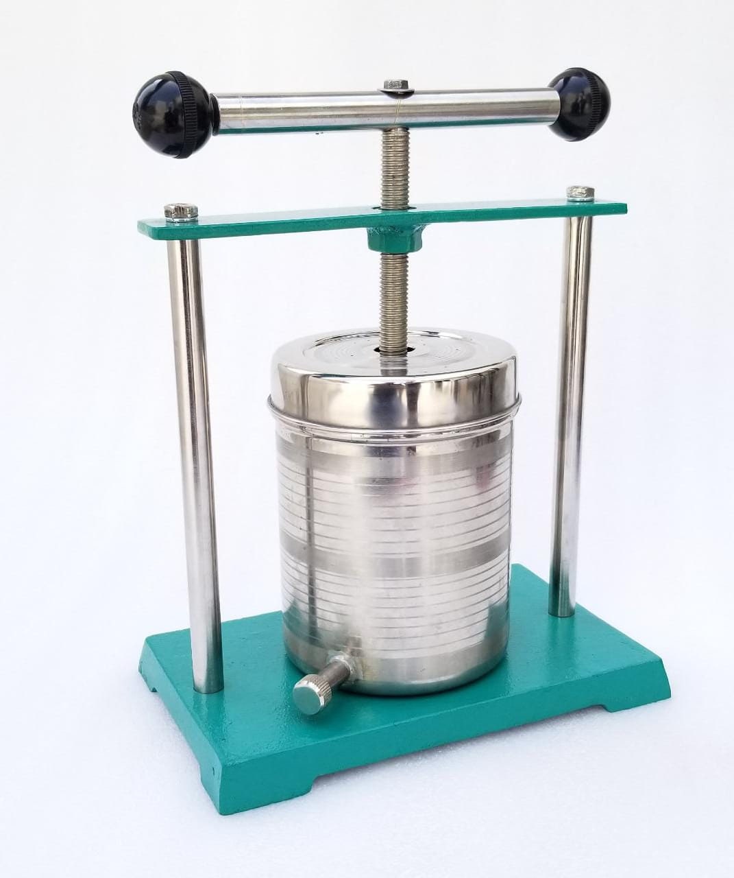 Hydraulic Juice Press for sale Only 2 left at 65