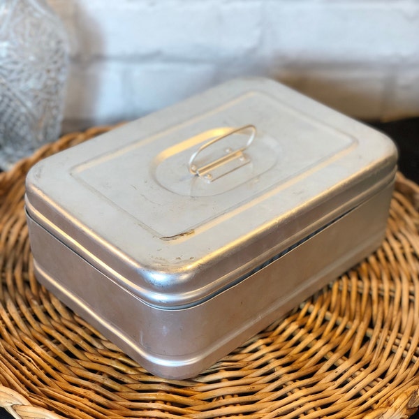 Alte Brotzeitdose aus Aluminium | Lunchbox