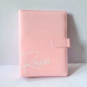 Pasta organizadora de pasta A5 com assinatura personalizada em couro PU | Planejador Pessoal | Caderno Personalizado com Mecanismo de Anel de Prata |