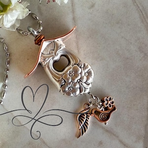 Casa para pájaros de plata • "Eternamente tuyo" de 1940 Fabricada con el mango hueco de plata plateada