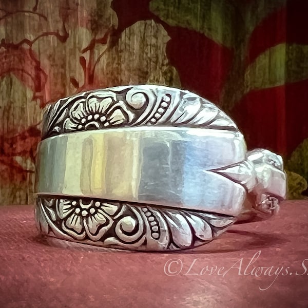 Anillo de cuchara • El anillo de cuchara "McGlaushan" • Hecho a mano con cubiertos antiguos auténticos