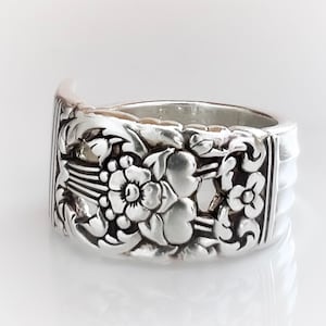 Lepelring • De lepelring 'Coronation' • 1936 • Handgemaakt van authentiek, vintage zilverwerk