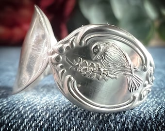 Plump Little Black-Capped Chickadee Mini Spoon Ring • Maine • 1979 Franklin Mint Sterling Collection