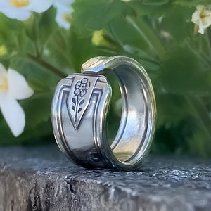 Lepelring • De "lente" lepelring • 1933 • Handgemaakt van authentiek, vintage zilverwerk