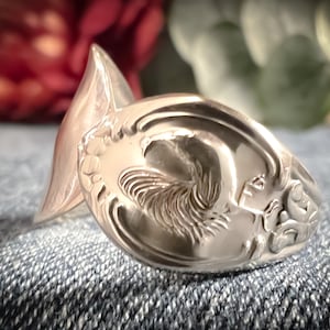 Ships out September 3  • Blue Hen Chicken Mini Spoon Ring • Delaware • 1979 Franklin Mint Sterling Collection