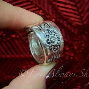 Lepelring • De 'Triumph'-lepelring • 1941 • Handgemaakt van authentiek, vintage zilverwerk