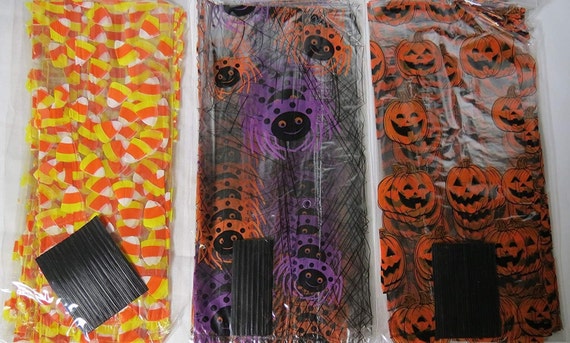 75 Halloween Treat Bags with Twist Ties - Cellophane Bags