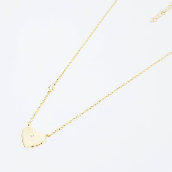 Delicate heart necklace online