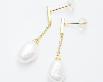 925 silver Pearl drop earrings with gold plating