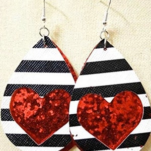 Queen of Hearts Red Glitter Earrings