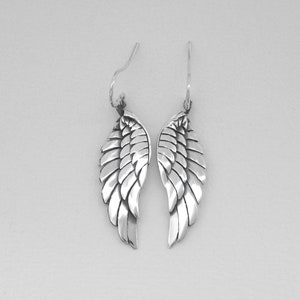 Angel wings earrings. 925 silver earrings in the shape of wings. Dangle earrings. Long earrings. Sterling silver. Handmade jewels