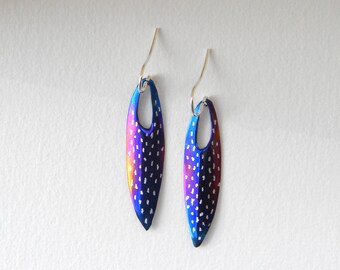 Colourful earrings made of titanium. Long dangling earrings made of oxidised titanium. Silver hooks. Titanium jewellery