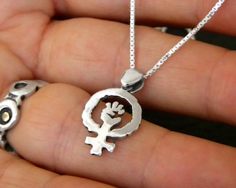 Handgefertigte Minimalist Kette mit Anhänger aus Sterling Silber