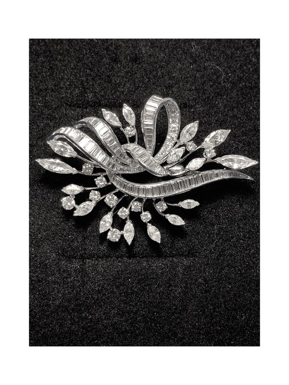 Hollywood Glam Floral Diamond Brooch/Pendant - image 3