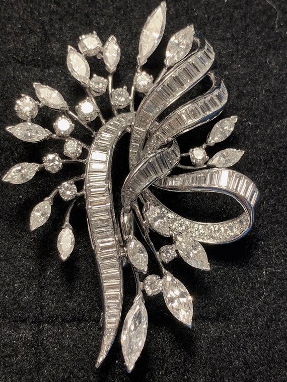 Hollywood Glam Floral Diamond Brooch/Pendant - image 2