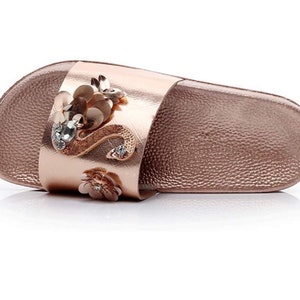 Women slide Sandals Glitter Shiny Flat sandal Ladies cute Rhinestone Slippers swan
