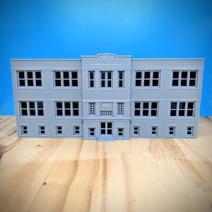 HO Scale - Large Brick School Belleville, Illinois - 1:87 Scale Building