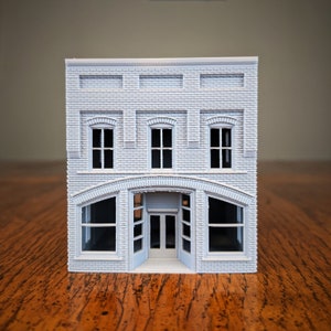 N Scale - North Carolina Arched Brick General Store - 1:160 Scale Building