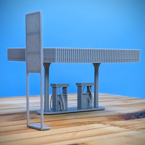 N-Scale - Gas Pumps - 1:160 Scale Building House