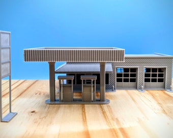 N Scale - 90s Gas Station and Oil Change Shop - 1:160 Scale Building
