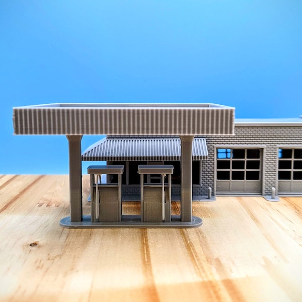 N Scale - 90s Gas Station and Oil Change Shop - 1:160 Scale Building