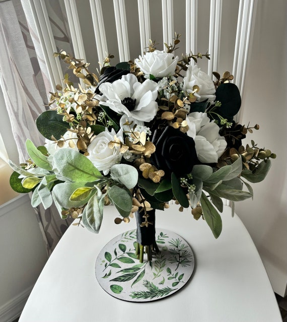 【希少品】Wedding Flowers Boho White Bridal Bouquet, Black Rose Wedding Bouquet, Silk