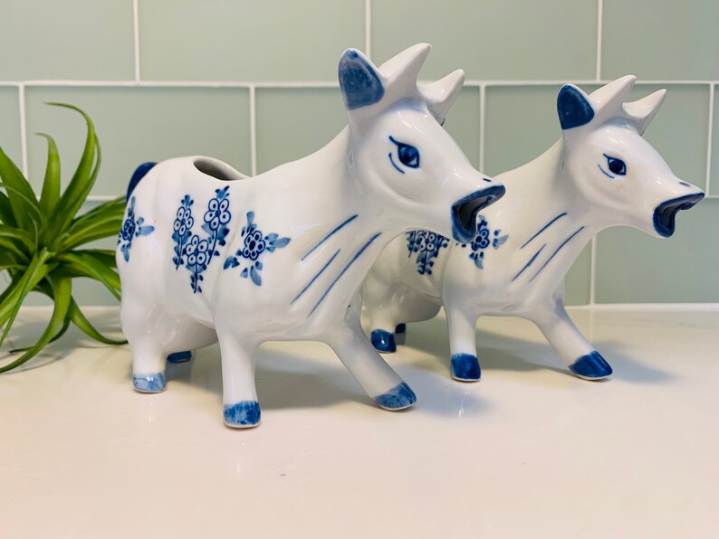 Blue and white chinoiserie cow creamer boats cow shaped gravy Etsy