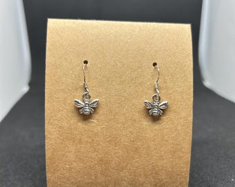 Pendientes de abeja / Charm de abeja / Gufts de abeja / Regalos para ella / Pendientes colgantes / Plata de ley