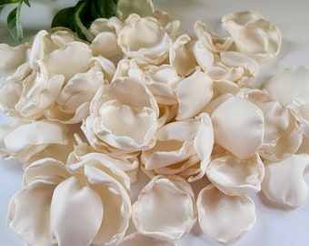 Ivory Rose Petals, Neutral Wedding Decor, Flower Petals, Spring Bridal Shower Decor, Wedding Aisle Decor, Wedding Toss, Wedding Proposal