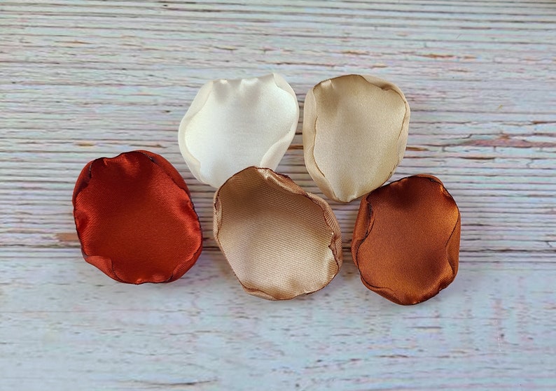 Rust, Terracotta Wedding Decor, Neutral Beige Rose Petals, Wedding Aisle Decor, Rustic Flower Girl Petals, Country Barn, Boho Bridal Shower Bild 2