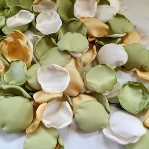 Sage Green Flower Girl Petals, Fall Wedding Decor, Gold Rose Petals, Rustic Wedding Aisle Decor, Boho Bridal Shower, We Do Ceremony Decor