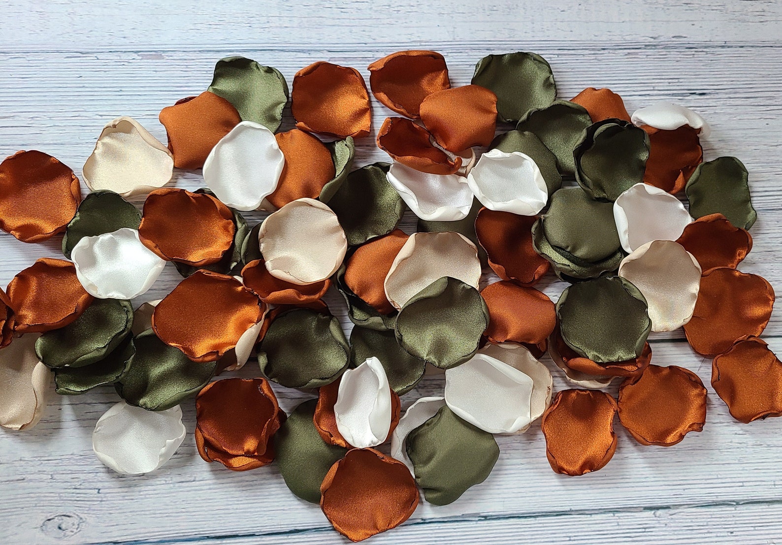 Imperial Petals (Dark Olive)