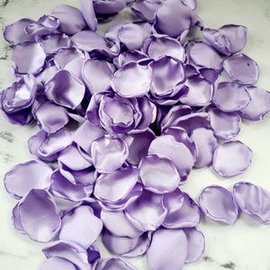 Lavender Rose Petals, Purple Flower Girl Petals, Wedding Aisle Decor, Bridal Brunch, Wedding Ceremony Decor, Table Confetti, Bridesmaids Box