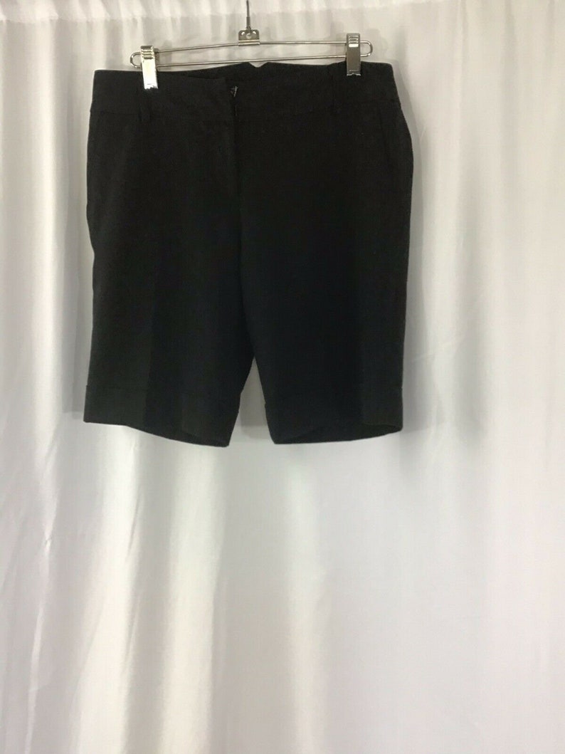INC International Concepts Petite Size 6P Black Summer Short Pants Side Pocket