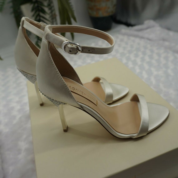 Imagine Vince Camuto RESTIN3 High Heels 