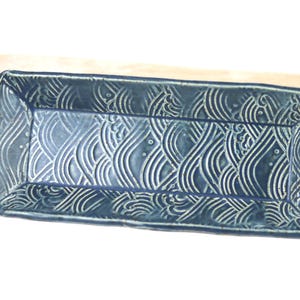 Handmade Ceramic Serving Platter: Decorative Tray