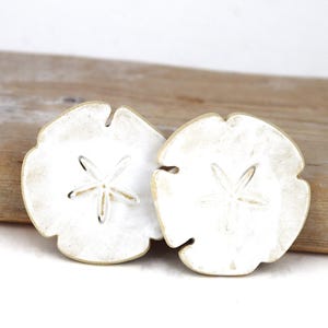 Handmade Ceramic Sand Dollar Spoon Rest: Coastal Kitchen Decor