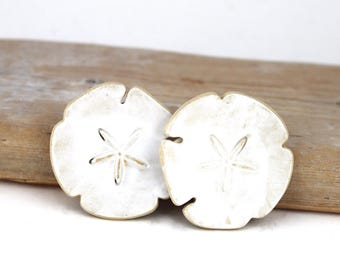 Handmade Ceramic Sand Dollar Spoon Rest: Coastal Kitchen Decor