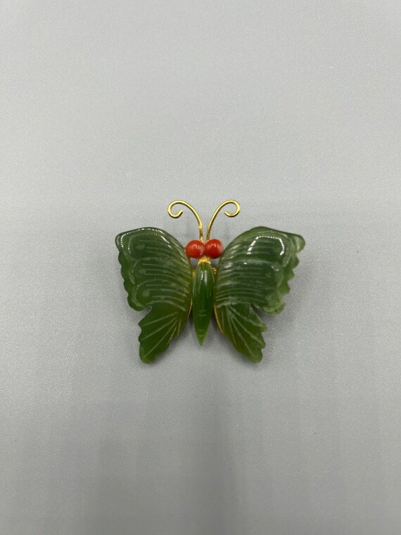 Vintage 1940s Carved Green Jade Butterfly Brooch - image 5