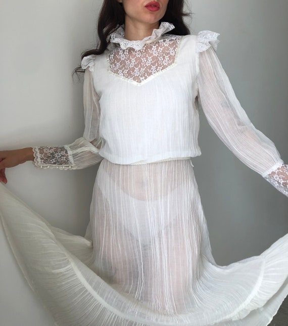 Ethereal vintage Edwardian white dress with high … - image 3